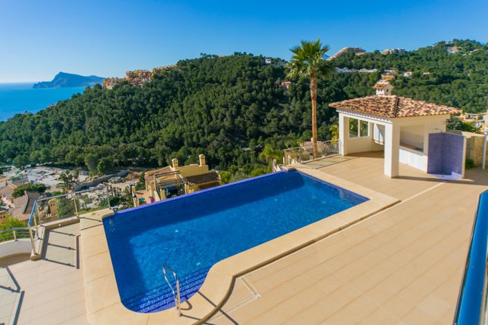 Image No.44-5 Bed Villa for sale