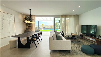 o1hgj2glne15g8qfge8v1tv7na32b