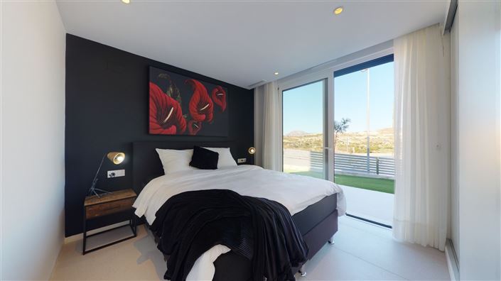 Image No.12-Villa for sale