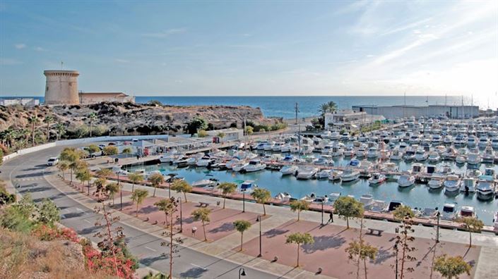 Image No.22-Villa for sale