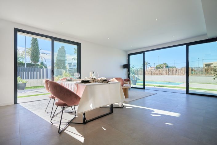 Image No.13-3 Bed Villa for sale