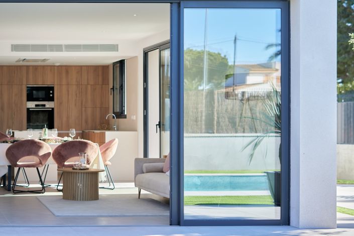 Image No.4-3 Bed Villa for sale