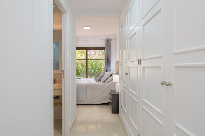 Image No.20-3 Bed Apartment for sale