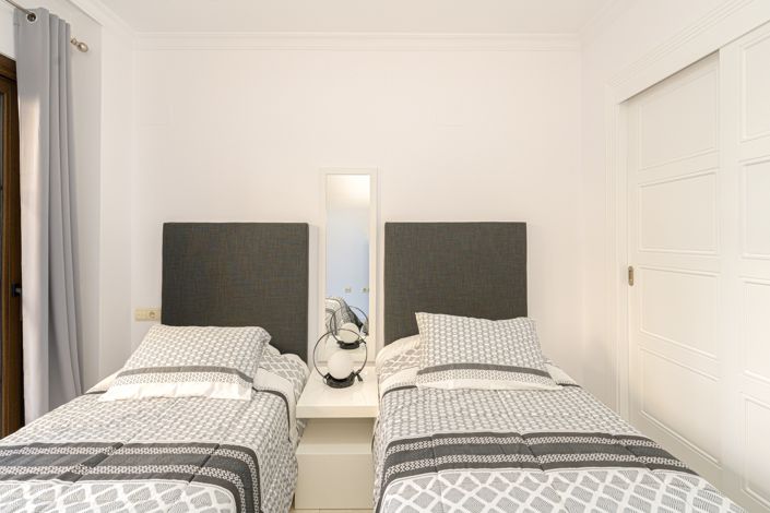 Image No.30-3 Bed Apartment for sale