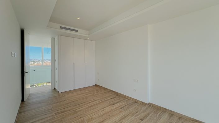 Image No.27-4 Bed Villa for sale