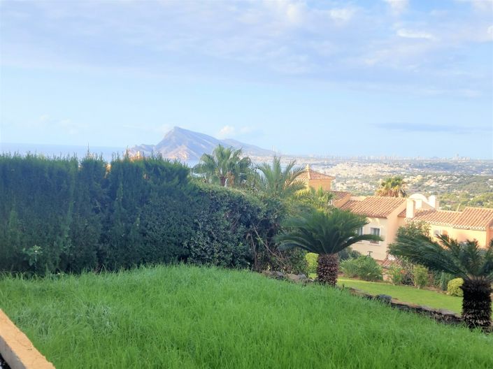 Image No.3-3 Bed Apartment for sale