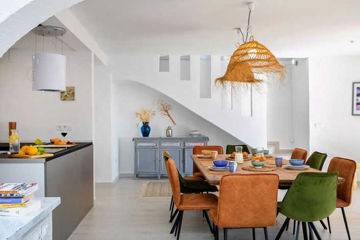 Image No.5-6 Bed Villa for sale