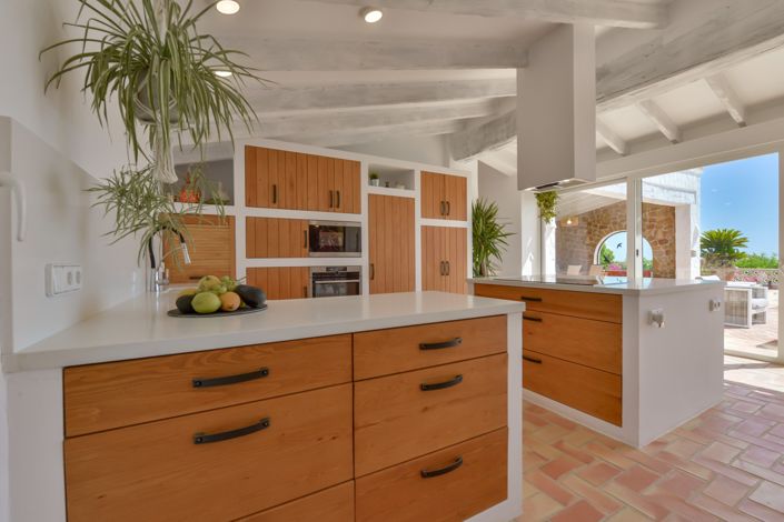 Image No.29-5 Bed Villa for sale