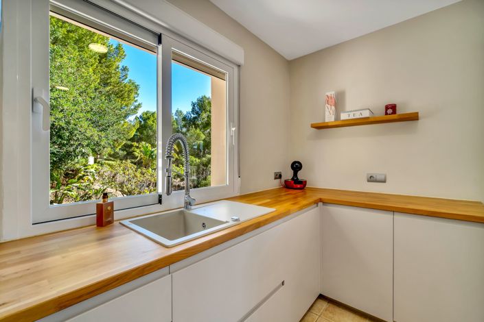 Image No.24-4 Bed Villa for sale