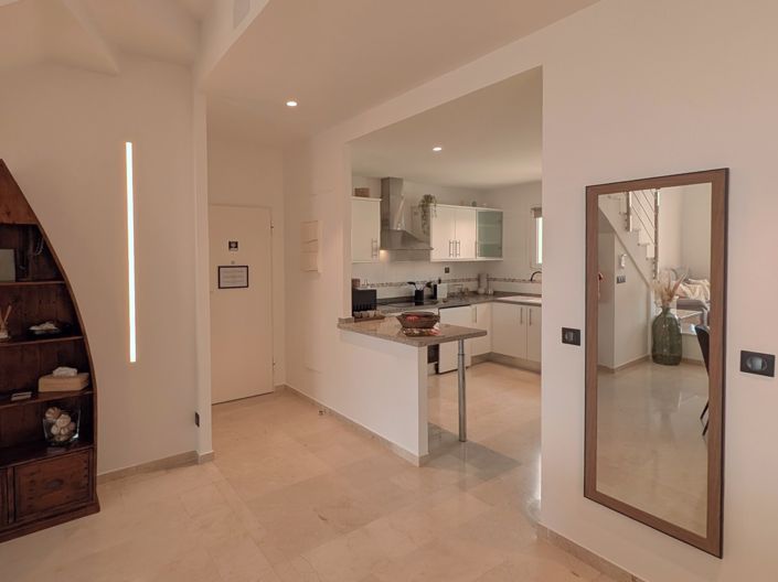 Image No.13-2 Bed Apartment for sale