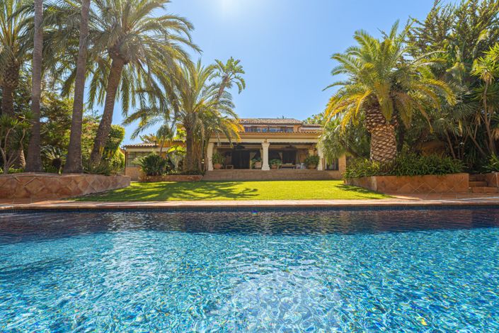 Image No.1-Villa de 5 chambres à vendre à Benidorm