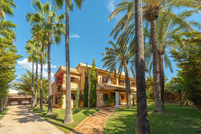 Image No.2-Villa de 5 chambres à vendre à Benidorm