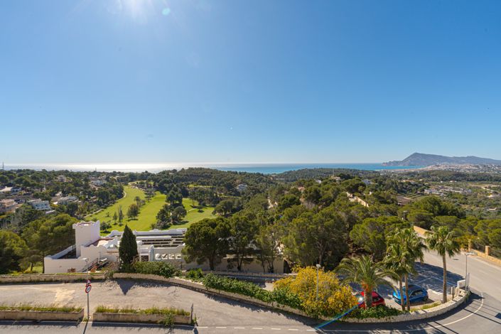 Image No.38-6 Bed Villa for sale