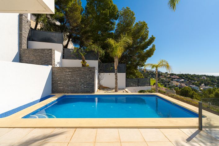 Image No.43-6 Bed Villa for sale