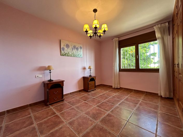 Image No.28-5 Bed Villa for sale