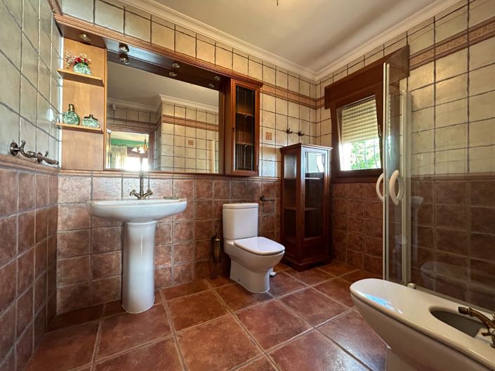 Image No.33-5 Bed Villa for sale