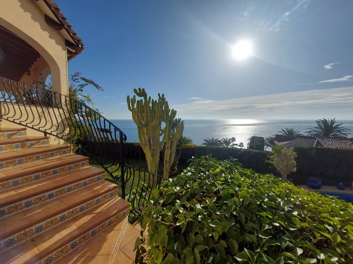 Image No.35-5 Bed Villa for sale