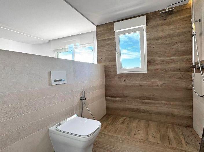 Image No.14-3 Bed Villa for sale