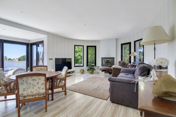 Image No.5-3 Bed Villa for sale