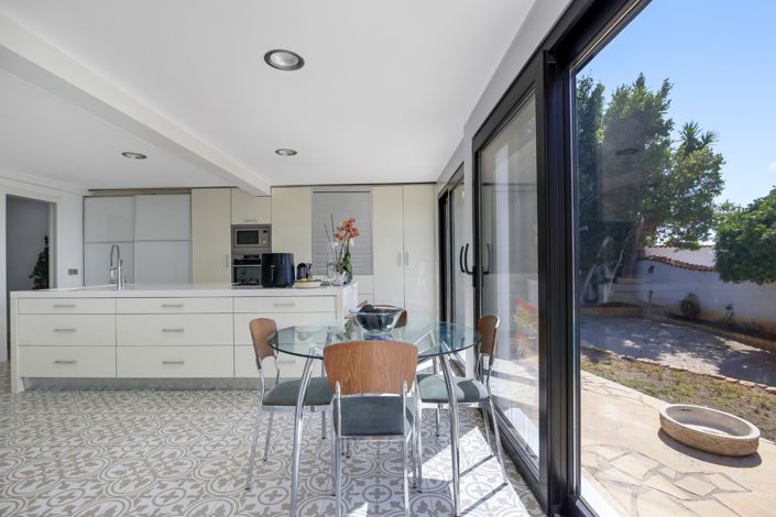 Image No.7-3 Bed Villa for sale