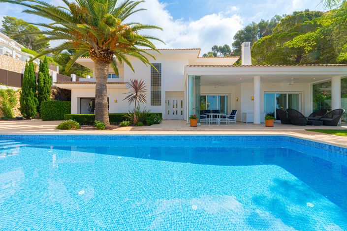 Image No.1-4 Bed Villa for sale