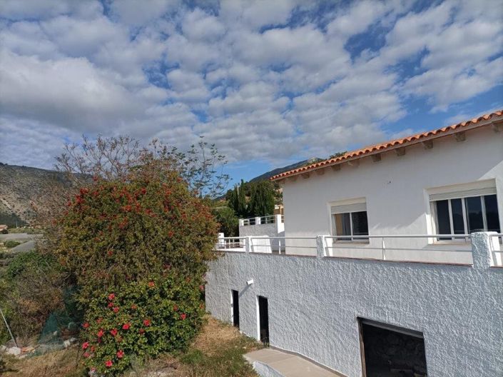 Image No.19-3 Bed Villa for sale