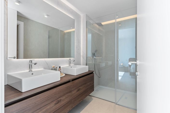 Image No.11-4 Bed Villa for sale