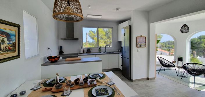 Image No.10-2 Bed Villa for sale