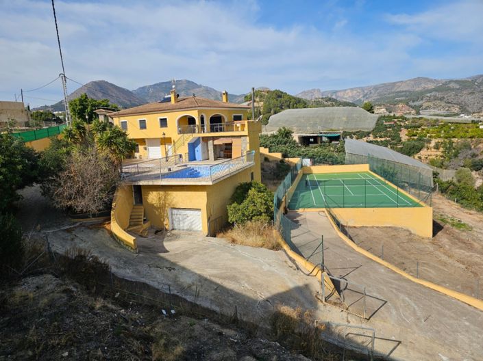 Image No.1-Villa de 6 chambres à vendre à Alicante