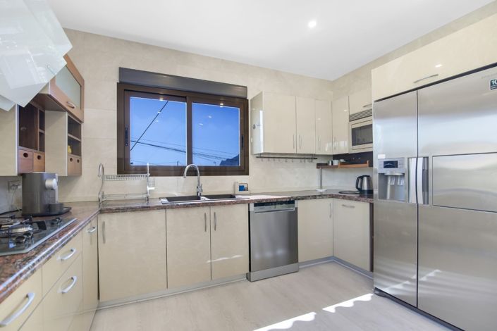 Image No.18-5 Bed Villa for sale