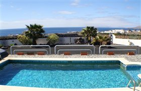 Image No.2-Propriété de 5 chambres à vendre à Puerto Calero