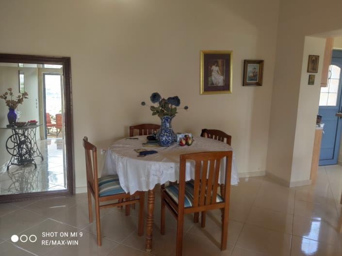 Image No.11-3 Bed House for sale