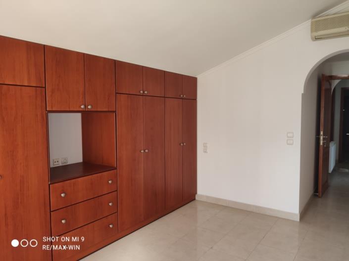 Image No.13-Propriété de 4 chambres à vendre à Argostoli