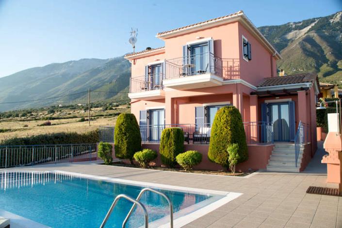 Image No.9-8 Bed Villa for sale