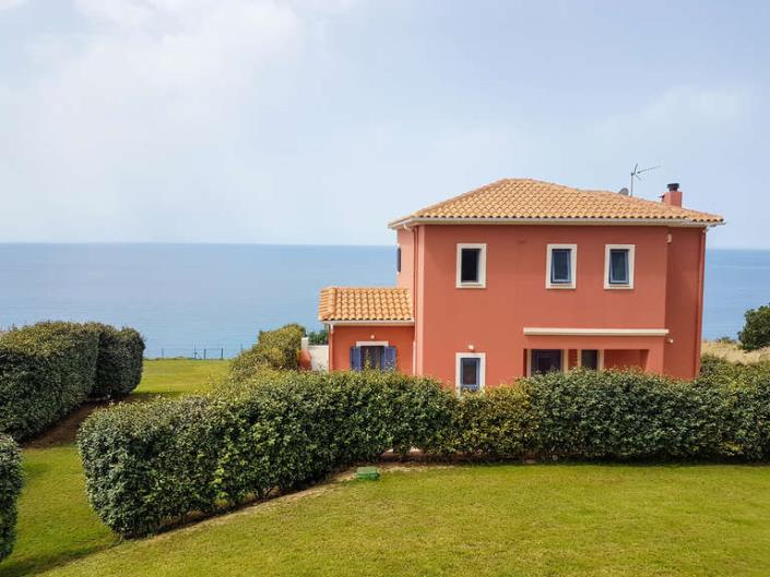 Image No.10-8 Bed Villa for sale