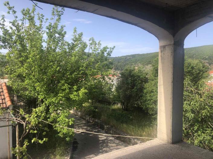 Image No.4-2 Bed Maisonette for sale