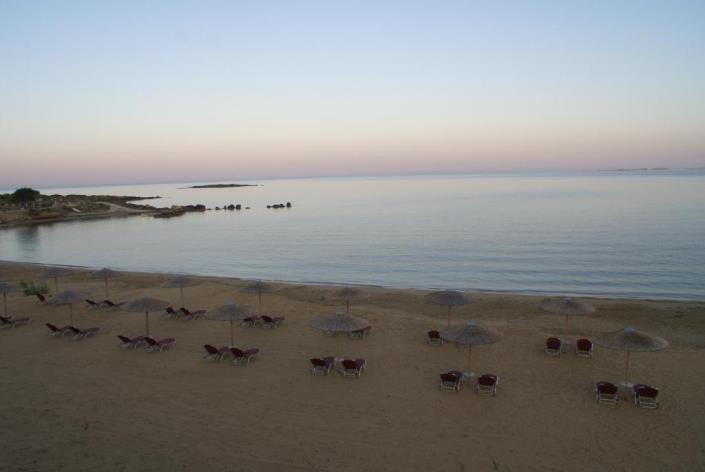 Image No.22-13 Bed Hotel for sale