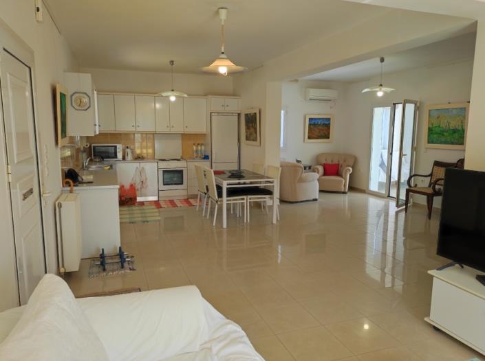 Image No.8-3 Bed House for sale