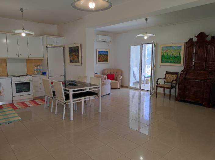 Image No.9-3 Bed House for sale