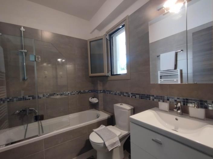 Image No.5-1 Bed Flat for sale