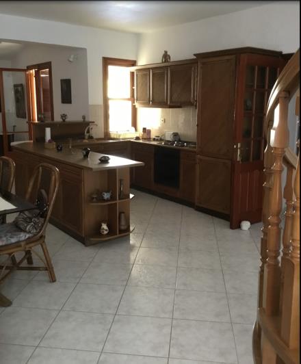 Image No.1-3 Bed Maisonette for sale