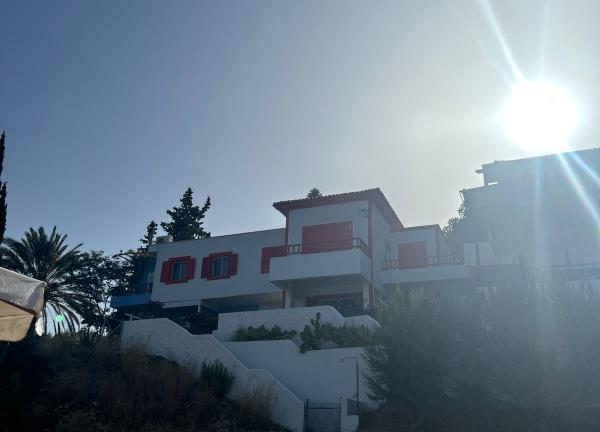 Image No.2-3 Bed Maisonette for sale