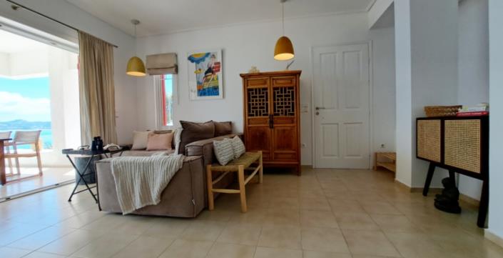 Image No.8-3 Bed Maisonette for sale