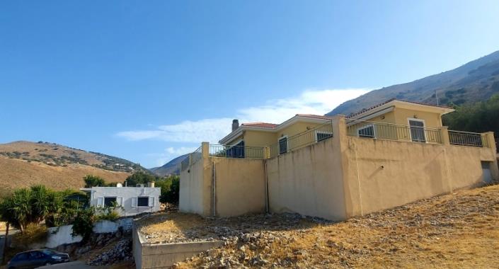 Image No.21-Maison de 3 chambres à vendre à Farsa