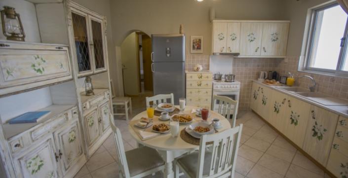 Image No.22-8 Bed House for sale