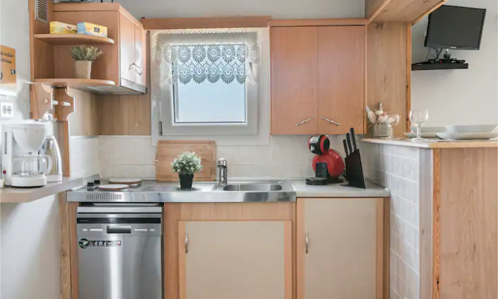 Image No.37-8 Bed House for sale