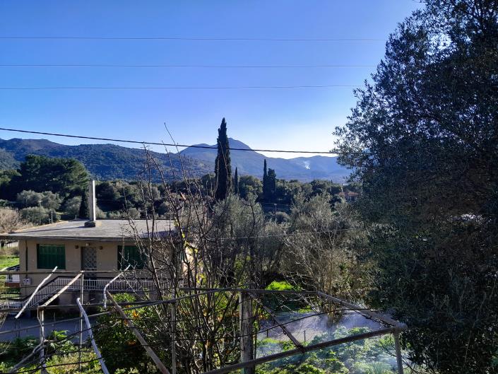 Image No.25-3 Bed House for sale