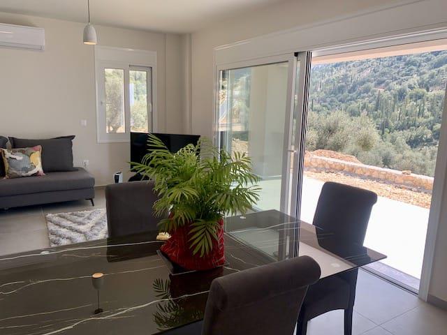 Image No.6-4 Bed Villa for sale