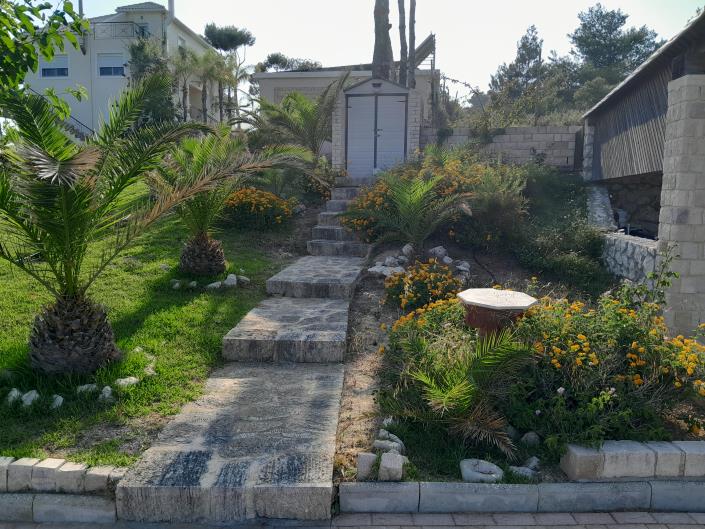 Image No.20-10 Bed Villa for sale