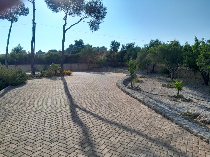 Image No.24-10 Bed Villa for sale